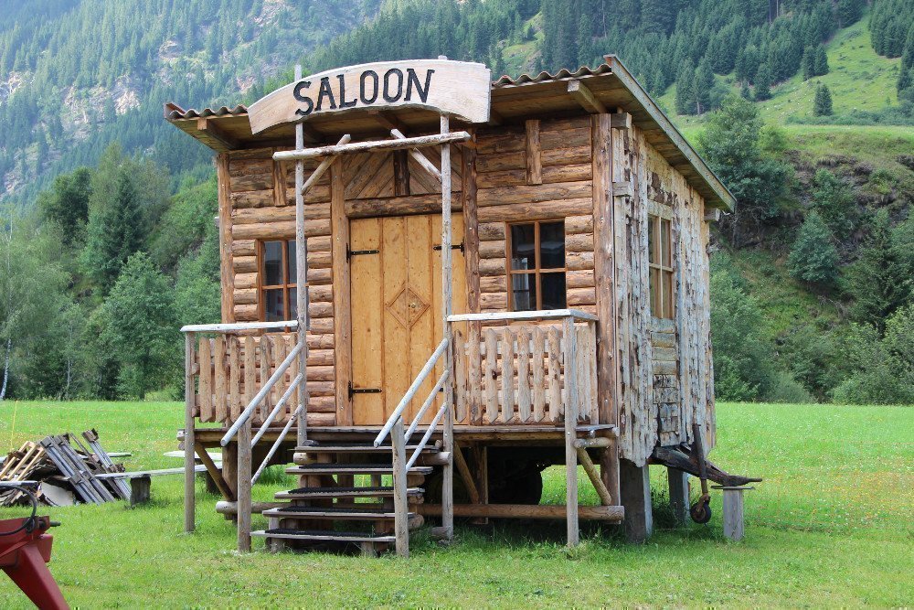 Saloon